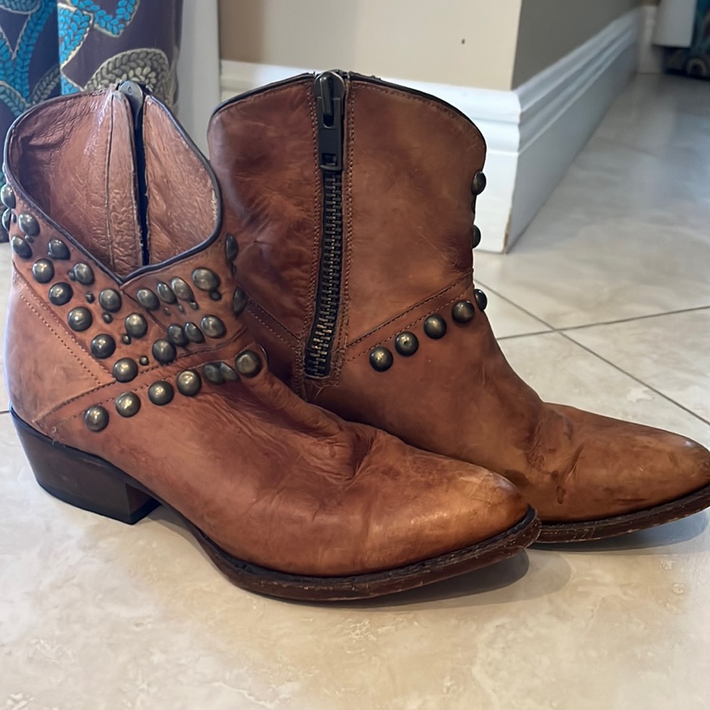 Matisse brown booties with studs. New heels